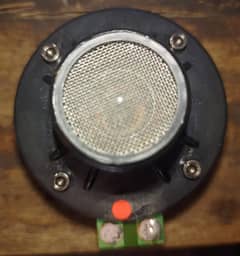 Unit hice  Model MA-012 60 watts  8 ohms  Price 1850 contact & Whatsa 0