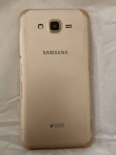 Samsung j7 very neet mobile 3