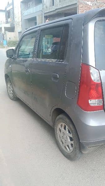 Suzuki Wagon R 2018 1