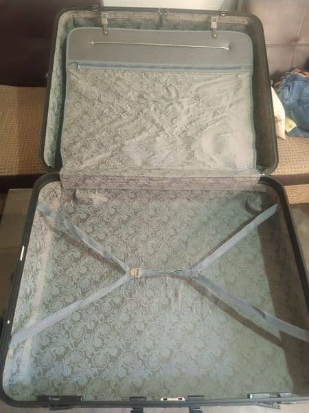 Luggage for sale 4