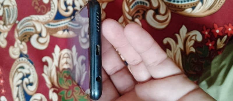 Infinix hot 10 urgent sale 4/64 0334 8977842 2