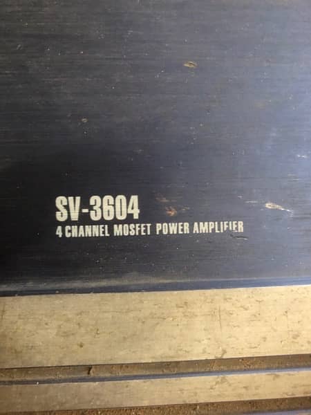 SEAVEY amplifie 4000W 4channel 1