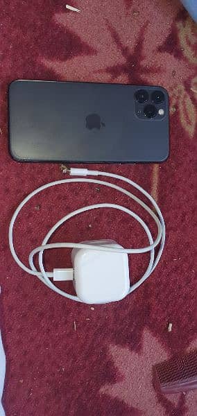 iphone 11pro 64gb 1