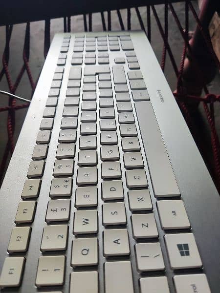 RGB HALF MECHANICAL AND OTHER CLASSIC GERMANY KEYBOARD 6