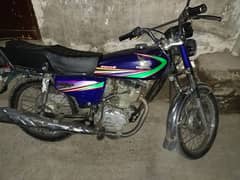 Honda 125 model 2014 blue colour total original