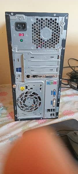 Computer with all Accessories For sale in Good condition 3