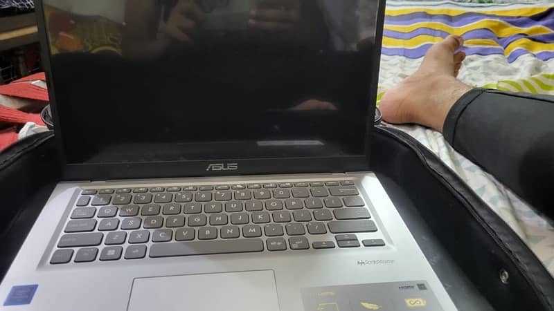 AsUs Laptop 10/10 condition New Laptop 6