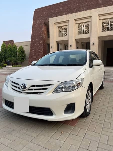 TOYOTA COROLLA 2014 GLi LAHORE REGISTERED 2