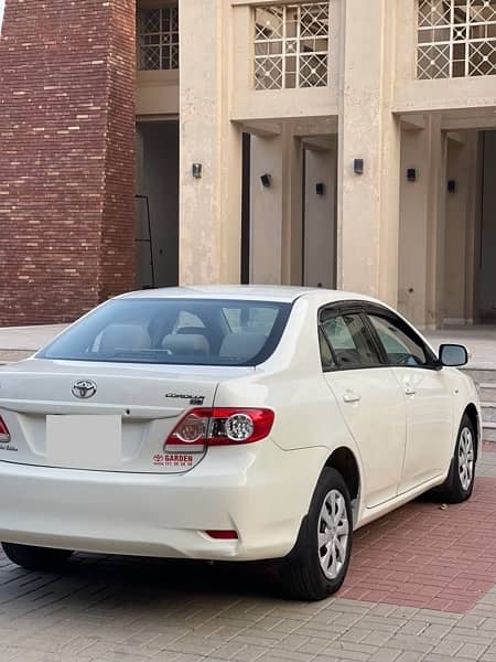 TOYOTA COROLLA 2014 GLi LAHORE REGISTERED 4