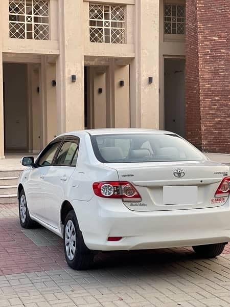 TOYOTA COROLLA 2014 GLi LAHORE REGISTERED 5