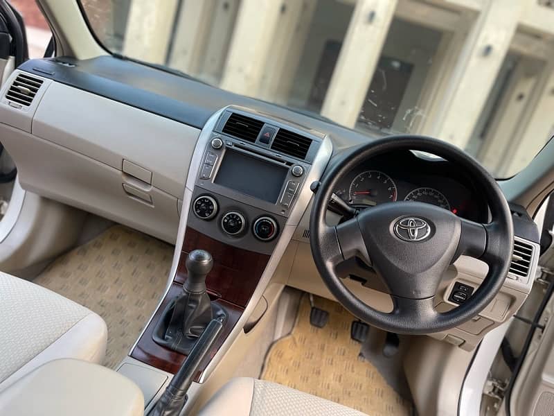 TOYOTA COROLLA 2014 GLi LAHORE REGISTERED 6