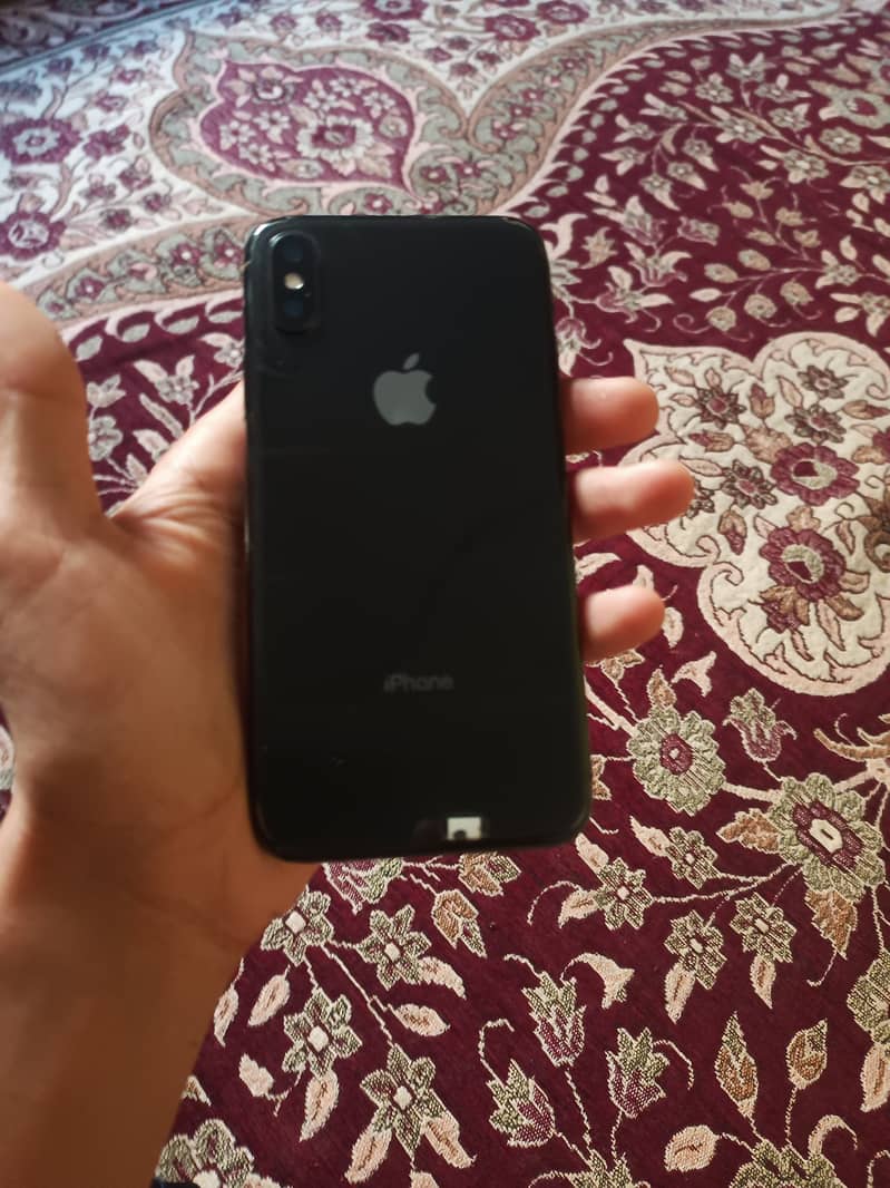 iPhone X 64 gb 3