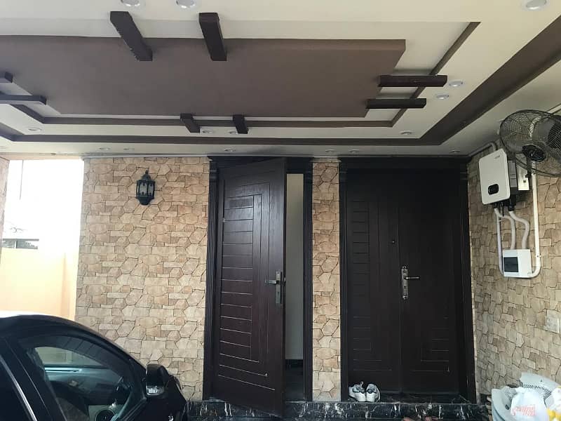 8 MARLA UPPER PORTION AVAILABLE FOR RENT IN DHA RAHBER 11 SECTOR 1 BLOCK A 21