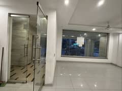 500 square feet office for rent on main road for study visa consultancy marketing call center software house 0