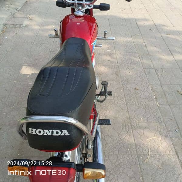 Honda cd70t 5