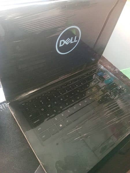 core i7 8th generation Ram 8GB SSD 256 & Touch screen 2