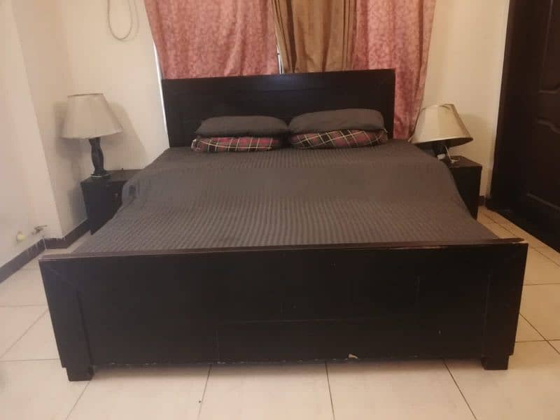 Wooden Bed with Mattress with 2 side drawers with 2 Round Table 0