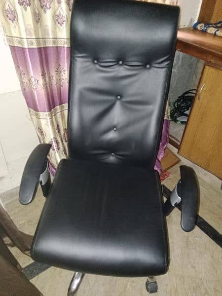 office chair all ok new condition 0