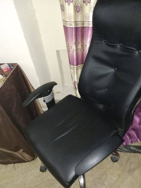 office chair all ok new condition 3