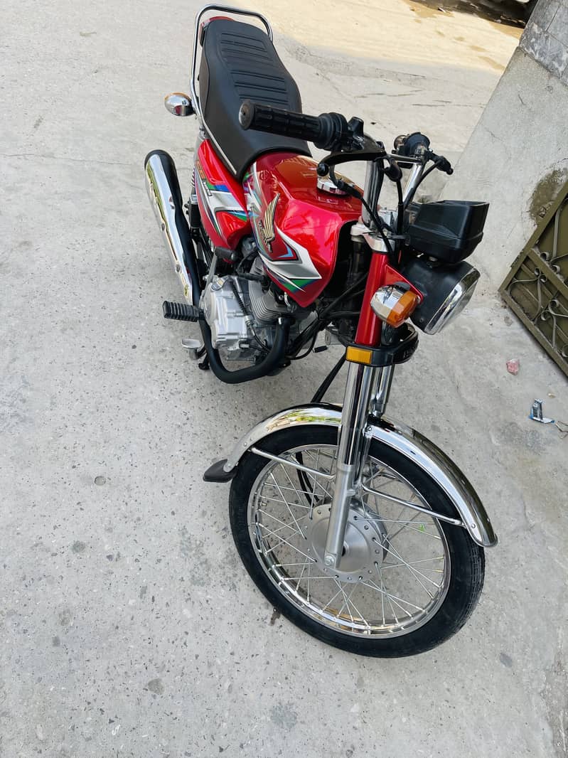 Honda CG 125 2023 4