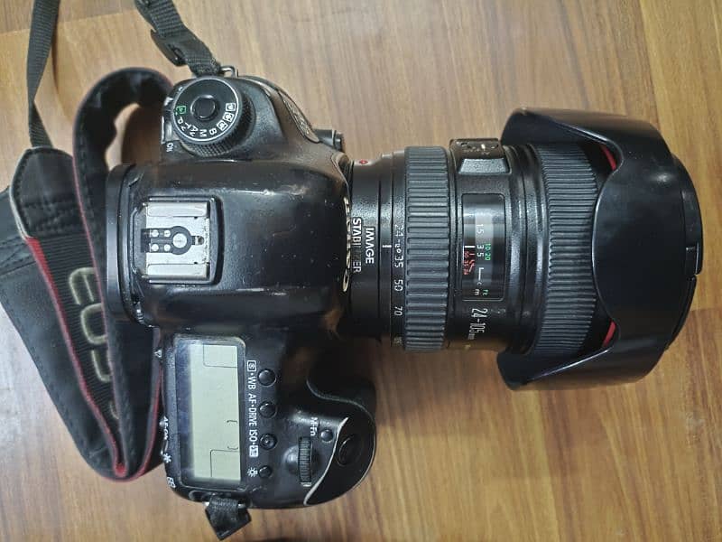 Canon 5D Mark III with Complete kit. . . . 0