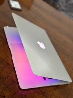 Macbook Air 2017 | Core i5 8/128GB Silver | Fresh Import