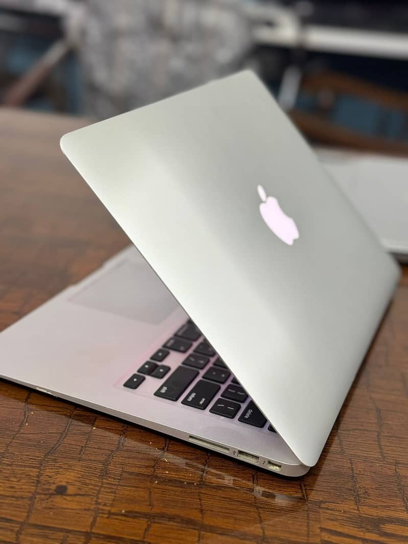 Macbook Air 2017 | Core i5 8/128GB Silver | Fresh Import 2