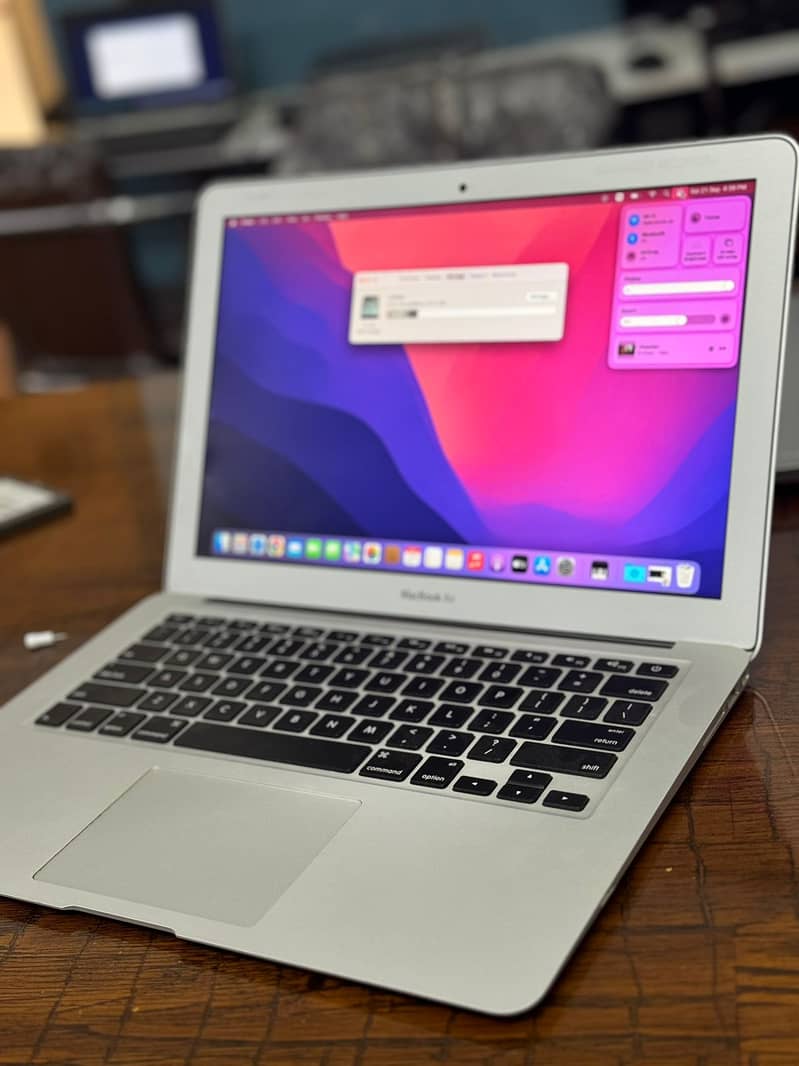 Macbook Air 2017 | Core i5 8/128GB Silver | Fresh Import 4