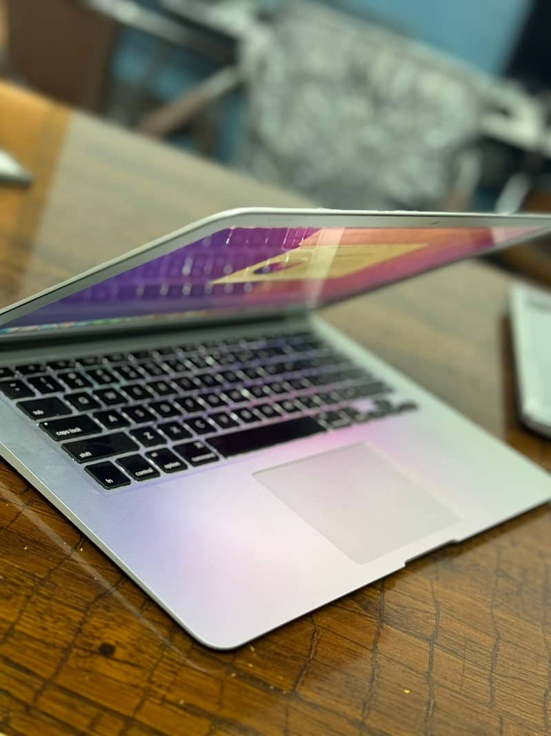 Macbook Air 2017 | Core i5 8/128GB Silver | Fresh Import 5