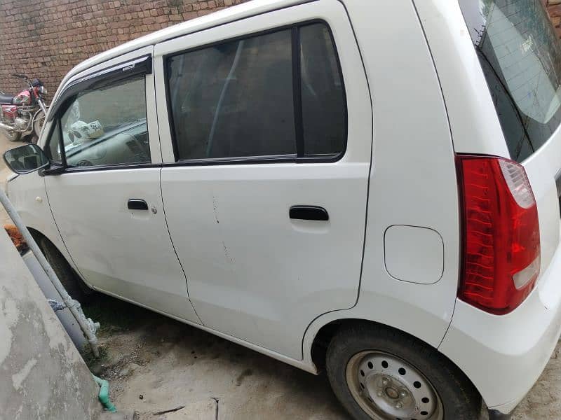 Suzuki Wagon R 2022 10