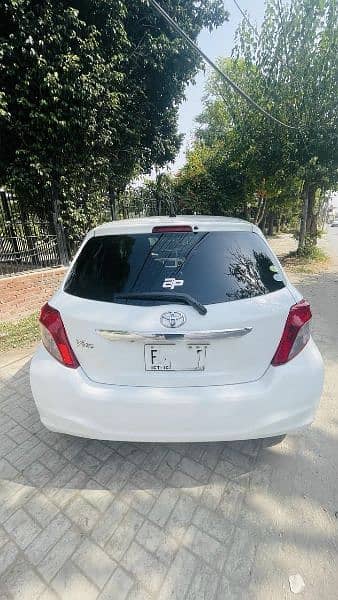 Toyota Vitz 2012/16 isb registered 1