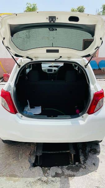 Toyota Vitz 2012/16 isb registered 2