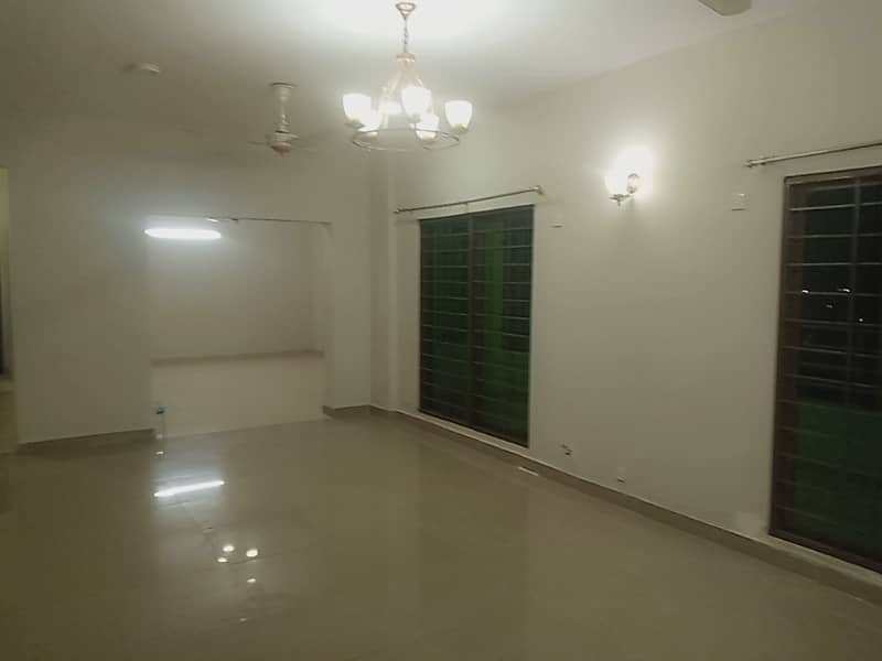 12 Marla 4 Bed Flat For Sale In Askari 11 Lahore 0