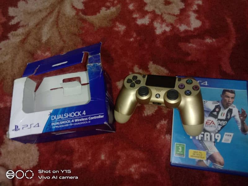 ps4 original controller and Fifa19 1