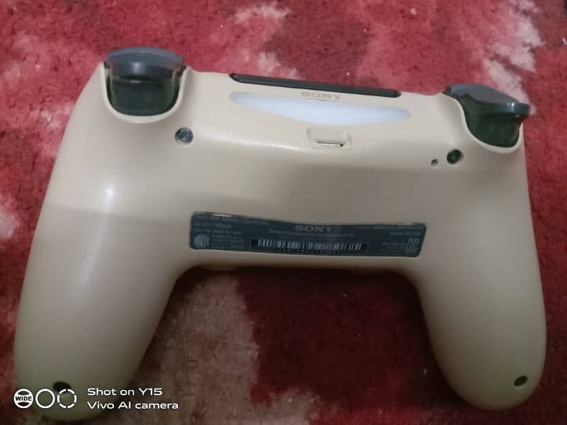 ps4 original controller and Fifa19 3