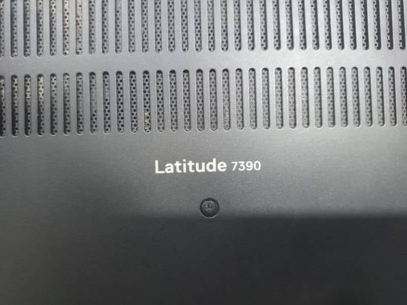 DELL latitude series 7390 4