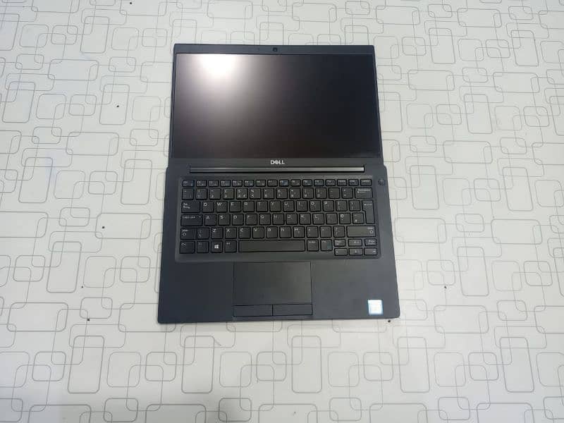 DELL latitude series 7390 6