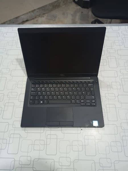 DELL latitude series 7390 9