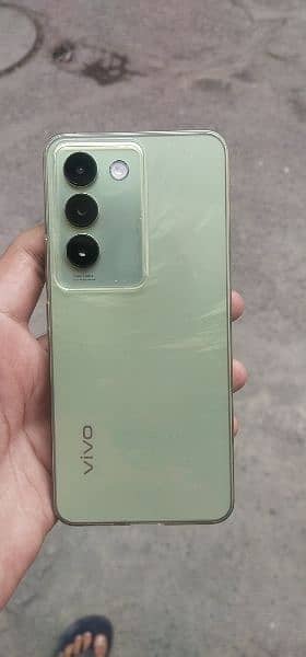 New 10/10 condition vivo y100 7