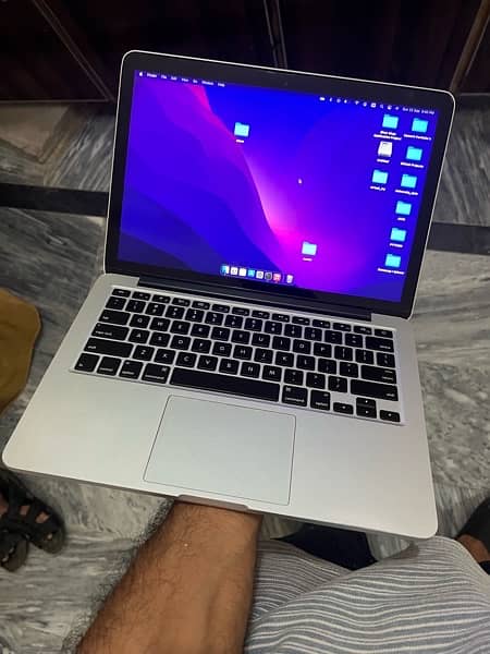 MACBOOK PRO 2015 13 inches retina display 0