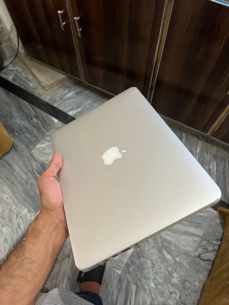 MACBOOK PRO 2015 13 inches retina display 3