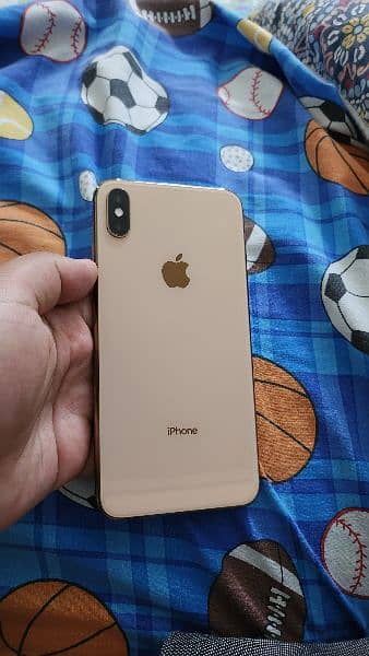 iphone xs max pta approved 64gb 0