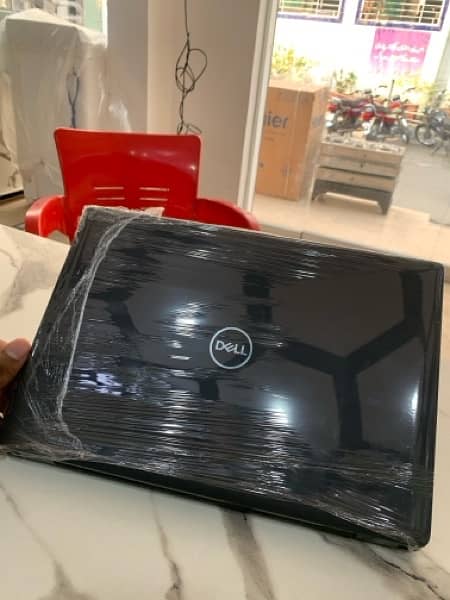 Dell 3410 i5-10th gen 4