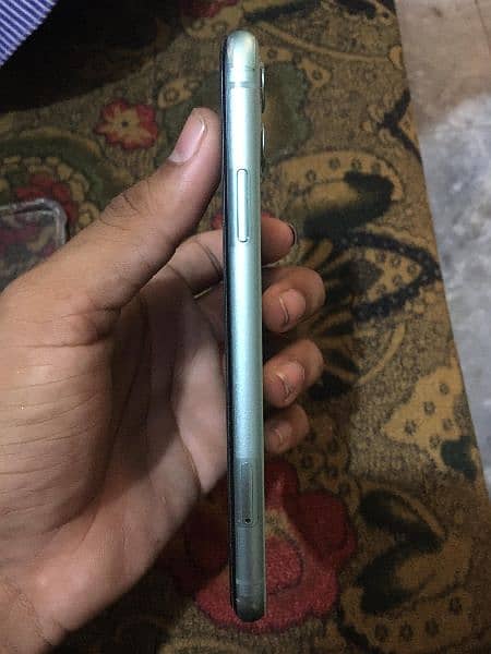 Iphone 11 factory unlocked "Contact on WhatsApp" 03186450625 4