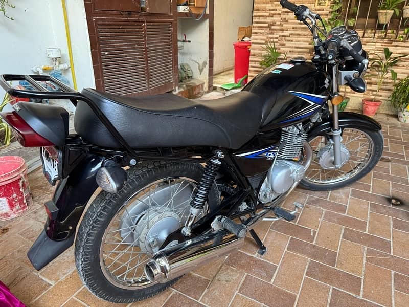 suzuki gs 150 2