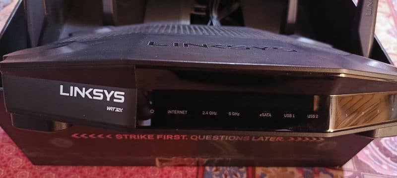 Linksys WRT32X Gaming Router new 3