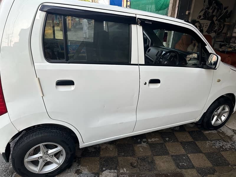 Suzuki Wagon R 2019 9