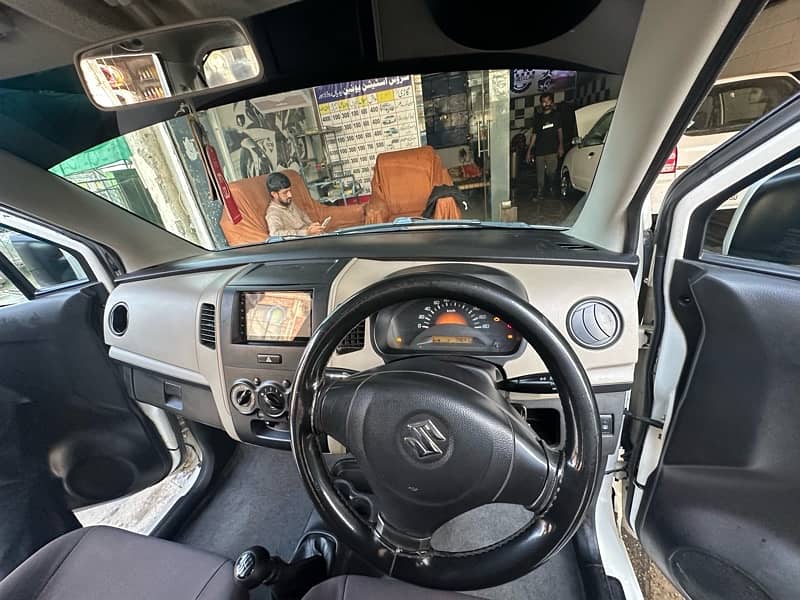 Suzuki Wagon R 2019 11