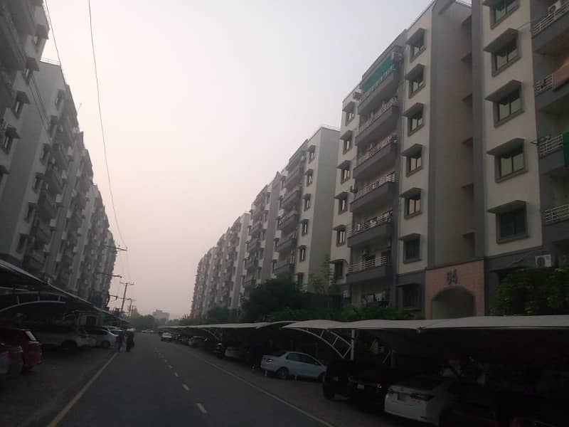 Flat For Sale In Askari 11- B, Lahore 6