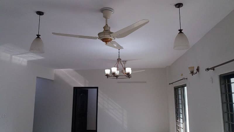 Flat For Sale In Askari 11- B, Lahore 22